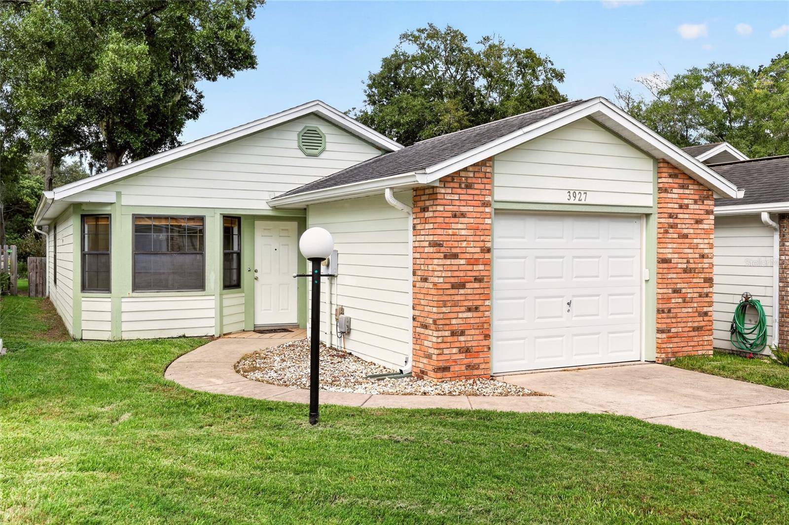 3927 NE 22ND LN, Ocala, FL 34470