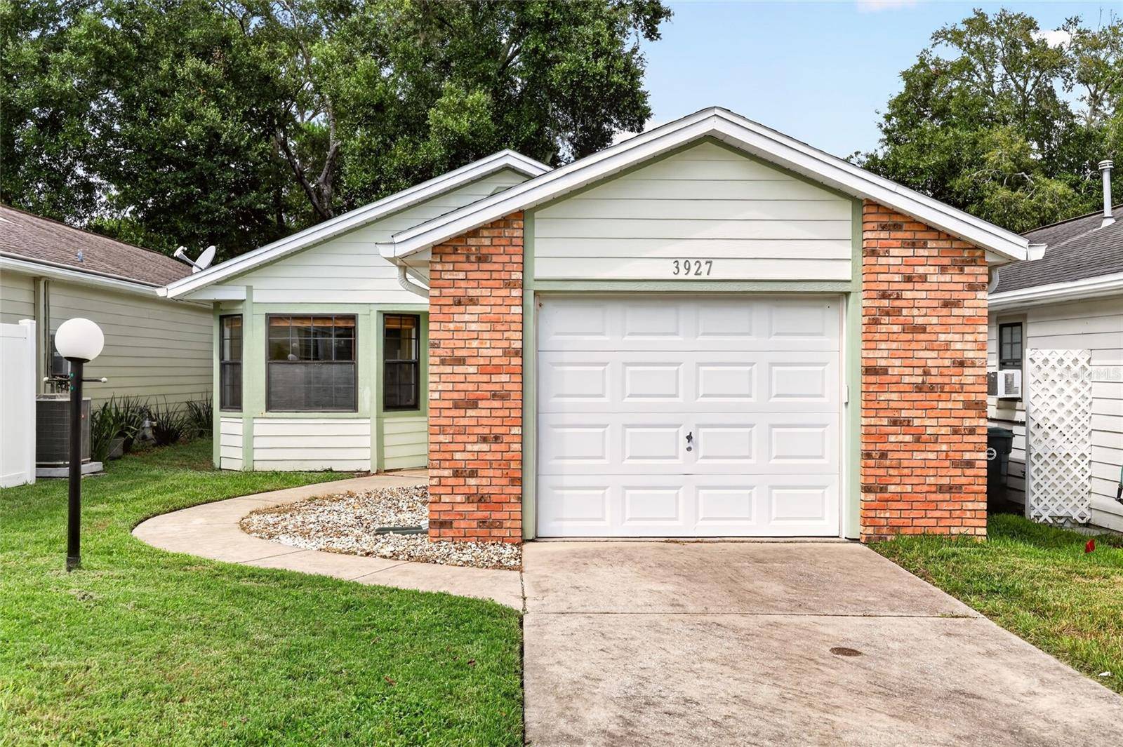 3927 NE 22ND LN, Ocala, FL 34470