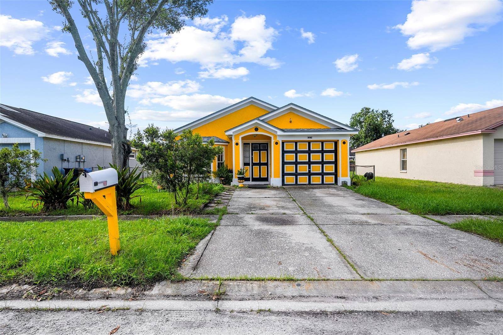 8106 RIVERBOAT DR, Temple Terrace, FL 33637