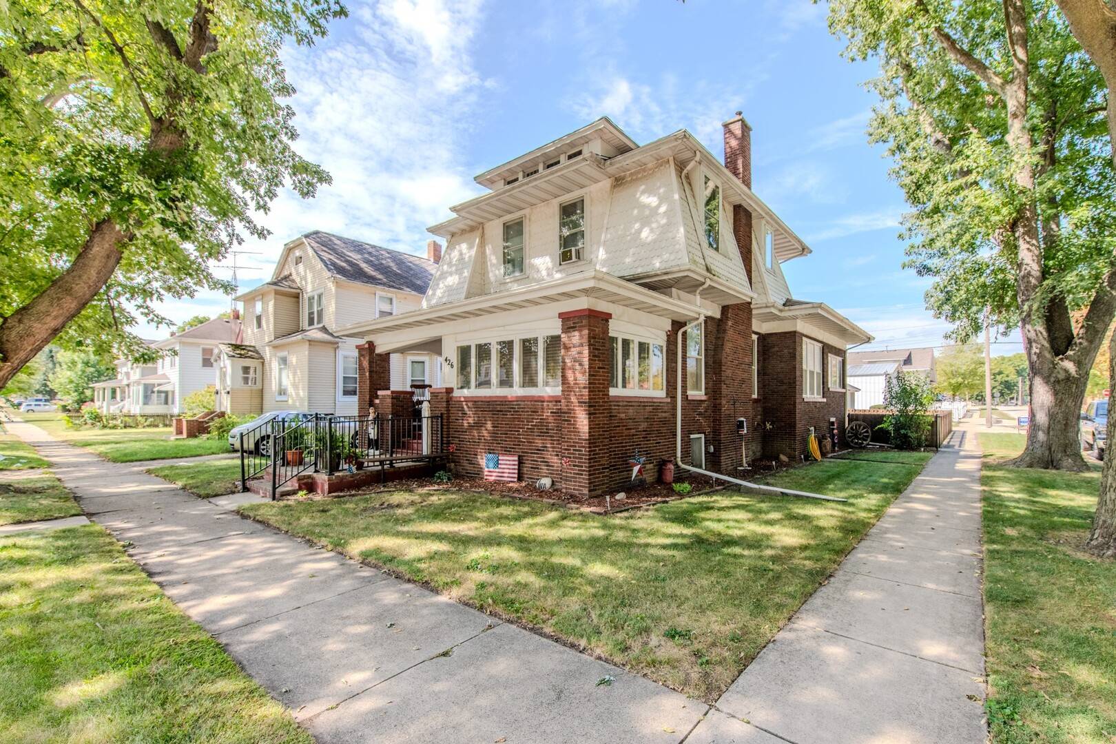 426 E Jefferson ST, Morris, IL 60450