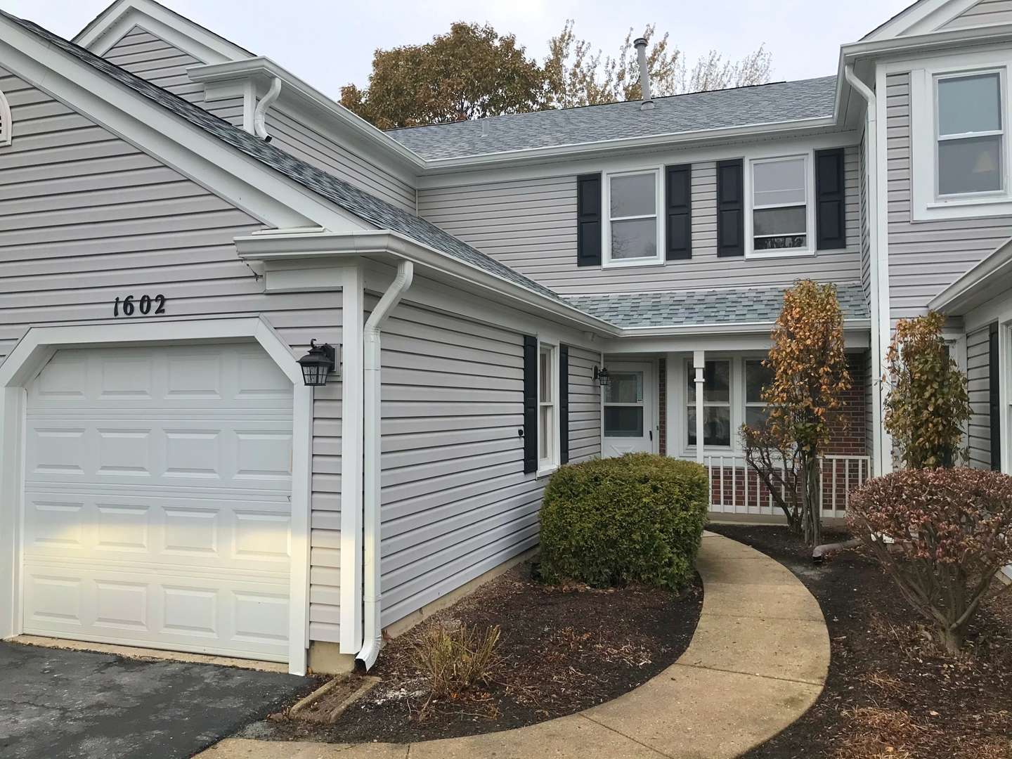 1602 Vermont DR #1602, Elk Grove Village, IL 60007