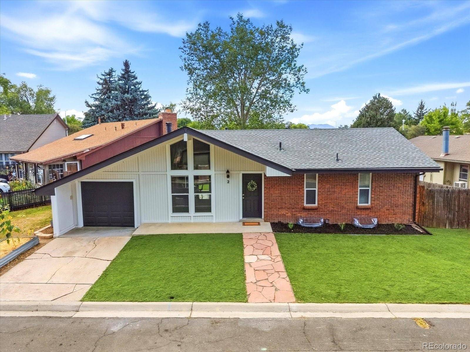 2 Pinon PL, Broomfield, CO 80020