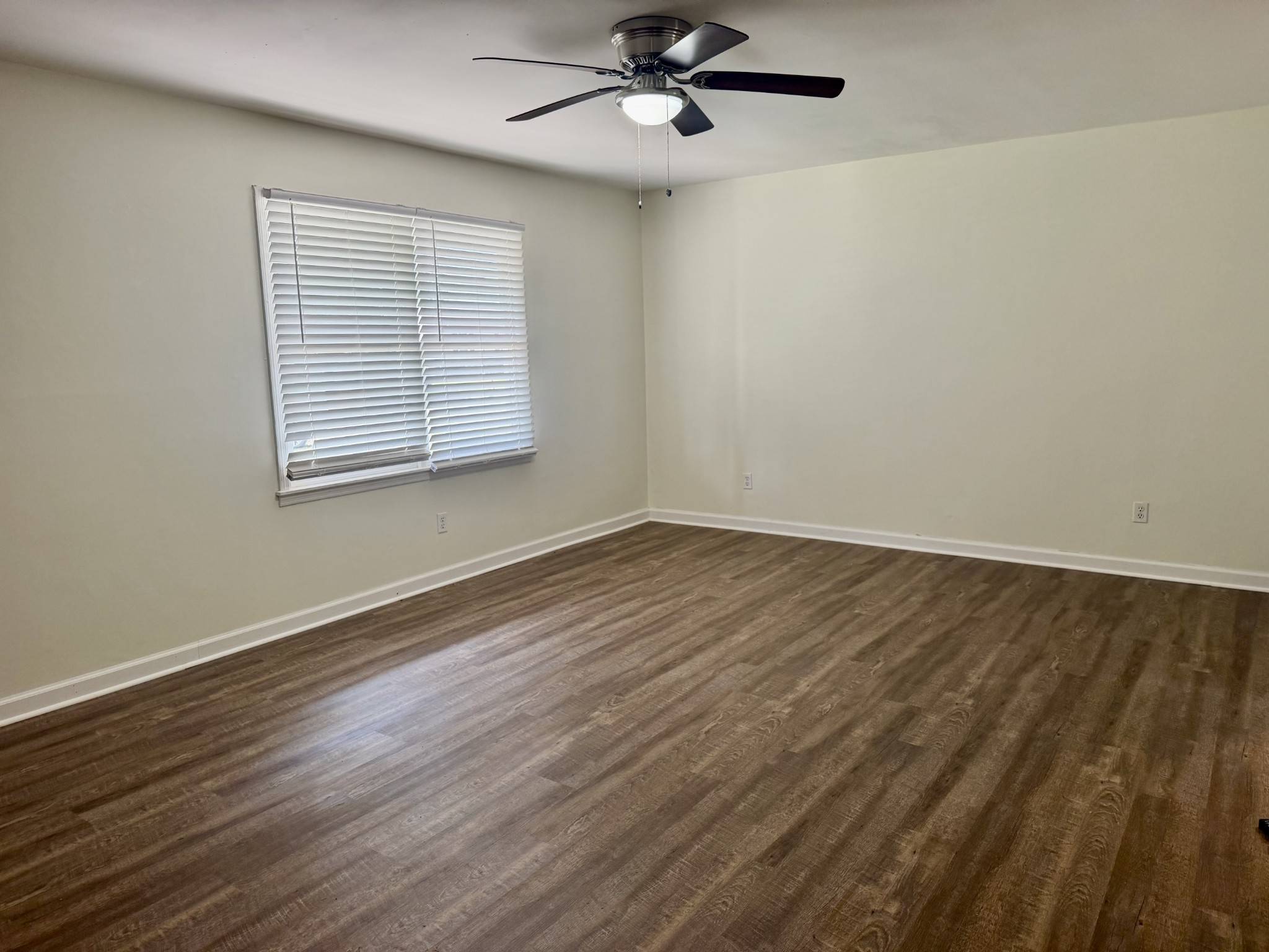 125 Boxwood Dr, Hopkinsville, KY 42240