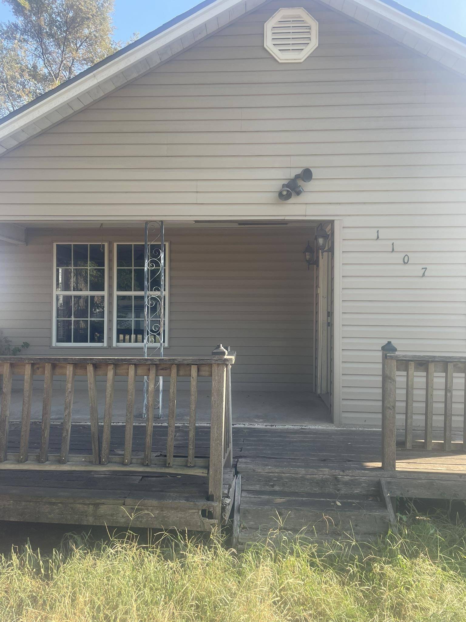 1107 Main, Kiowa, KS 67070