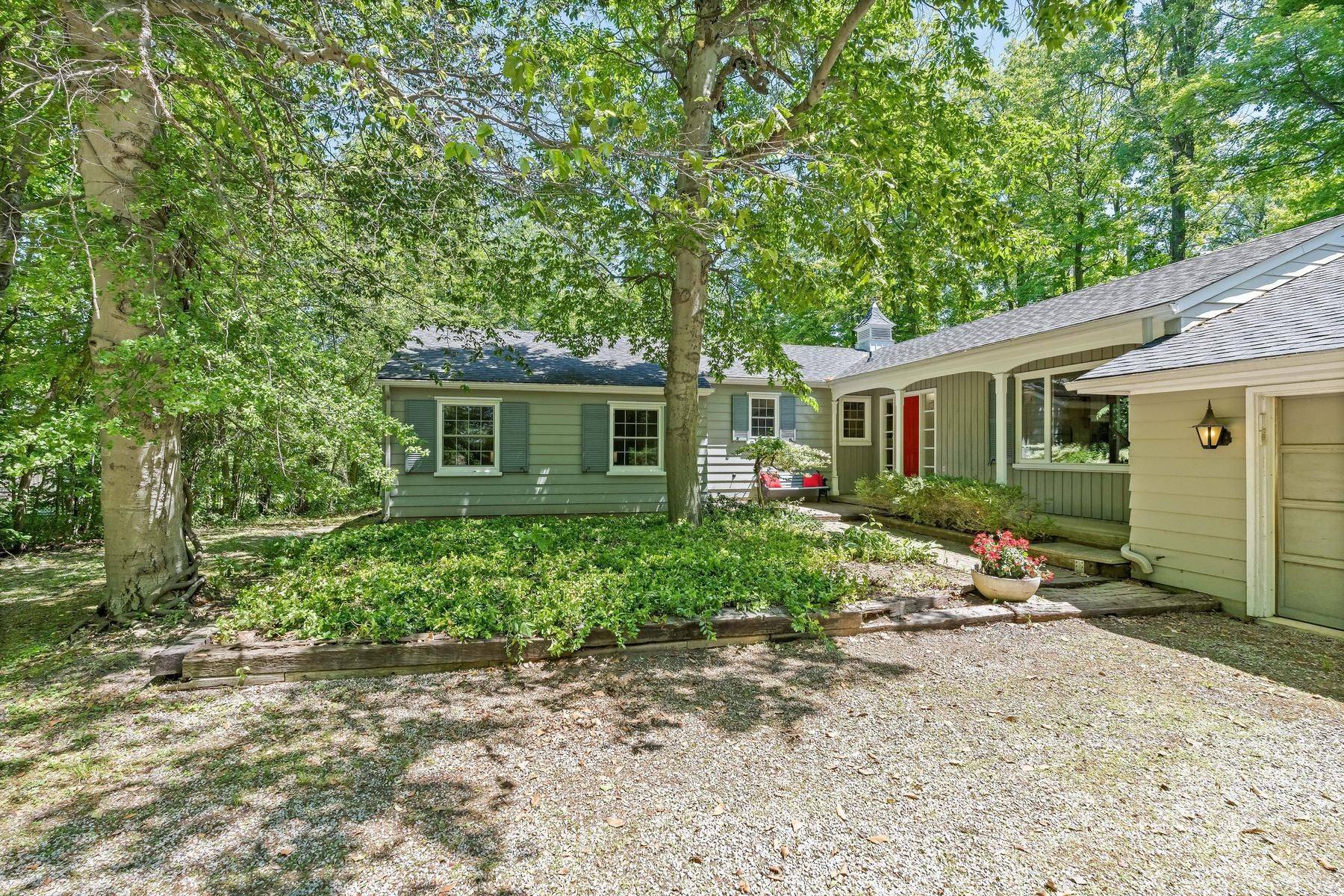 9761 Eighth Line, Halton Hills, ON L7G 4S5