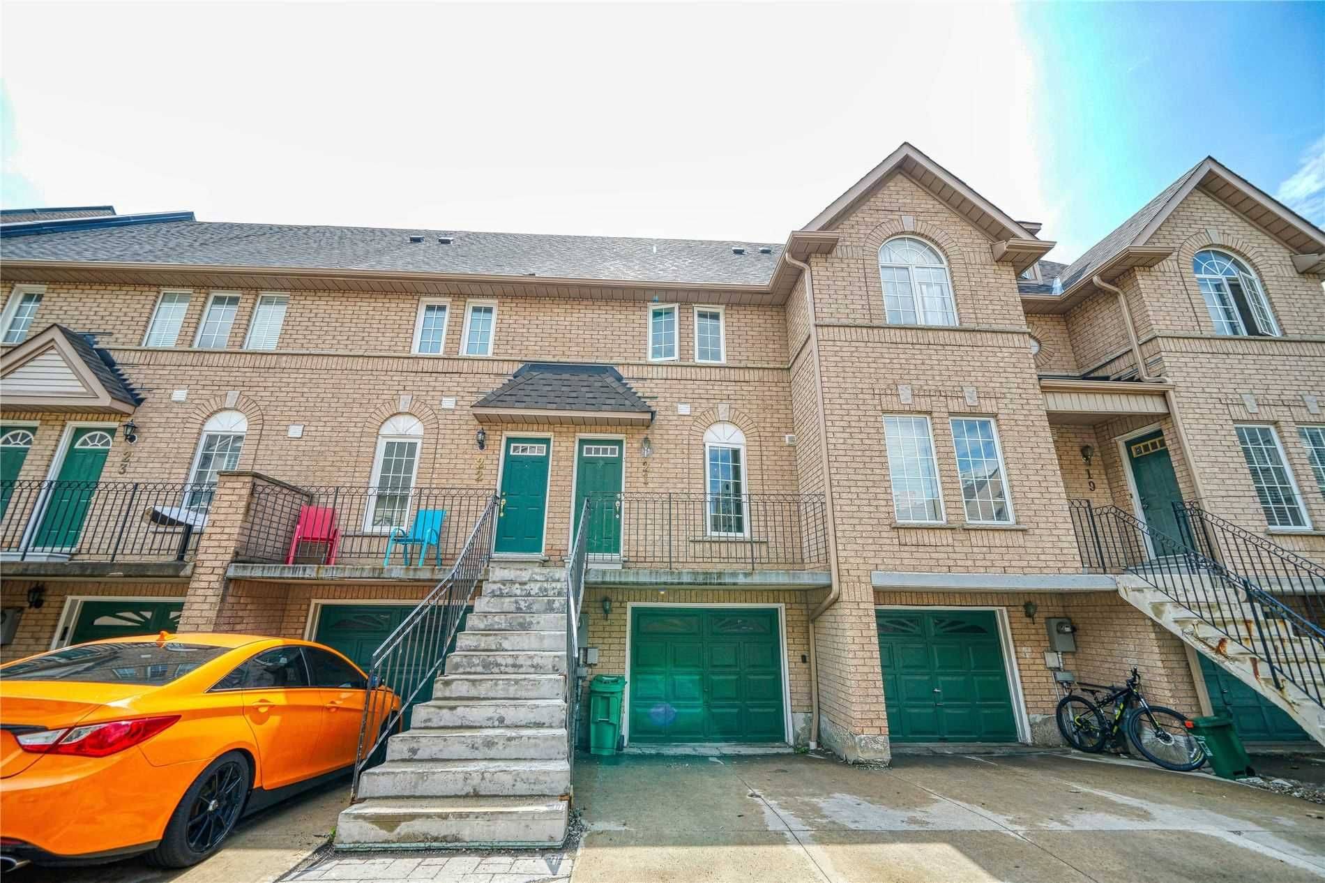 80 Strathaven DR #21, Mississauga, ON L5R 3V9
