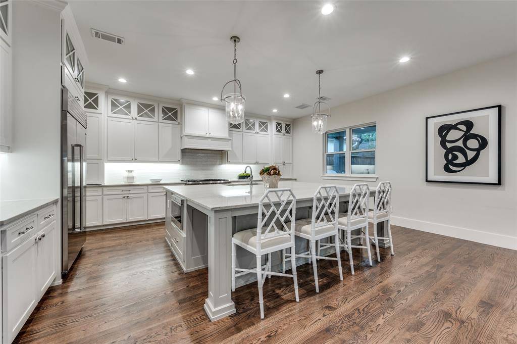 6655 Avian Drive, Dallas, TX 75230