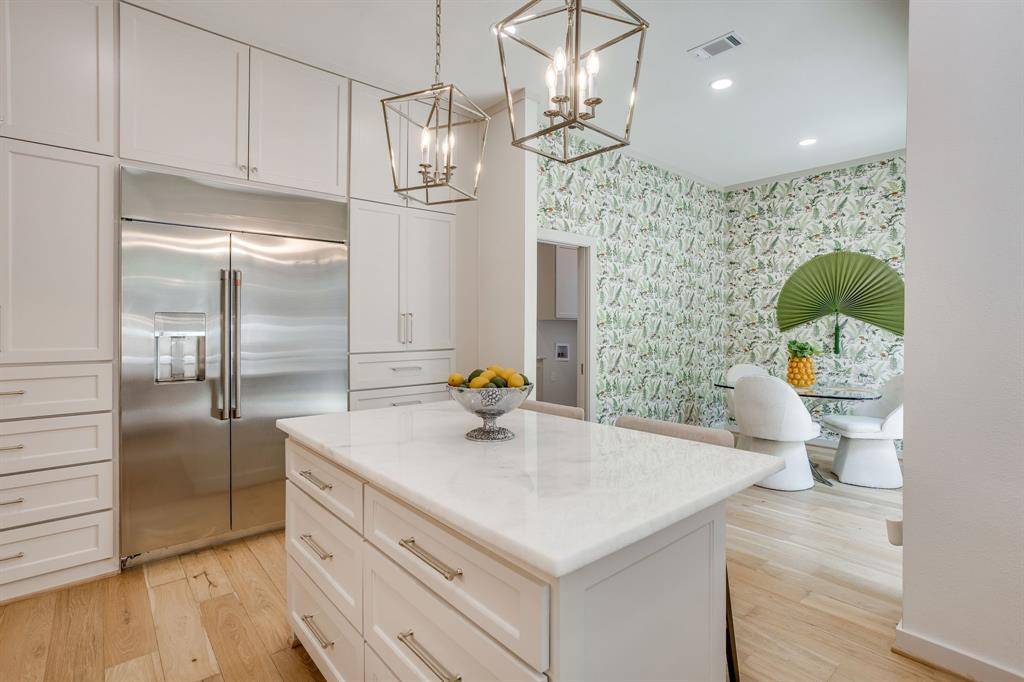 2144 Fountain Square Drive, Fort Worth, TX 76107