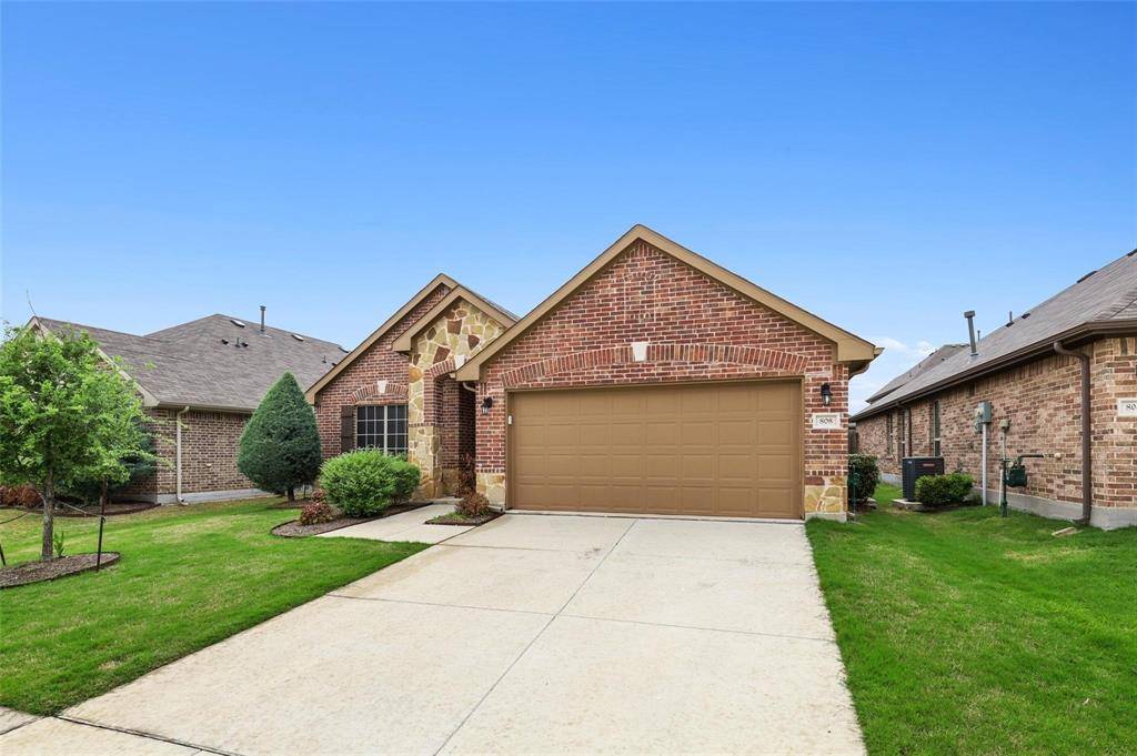 808 Kinghaven Drive, Little Elm, TX 75068