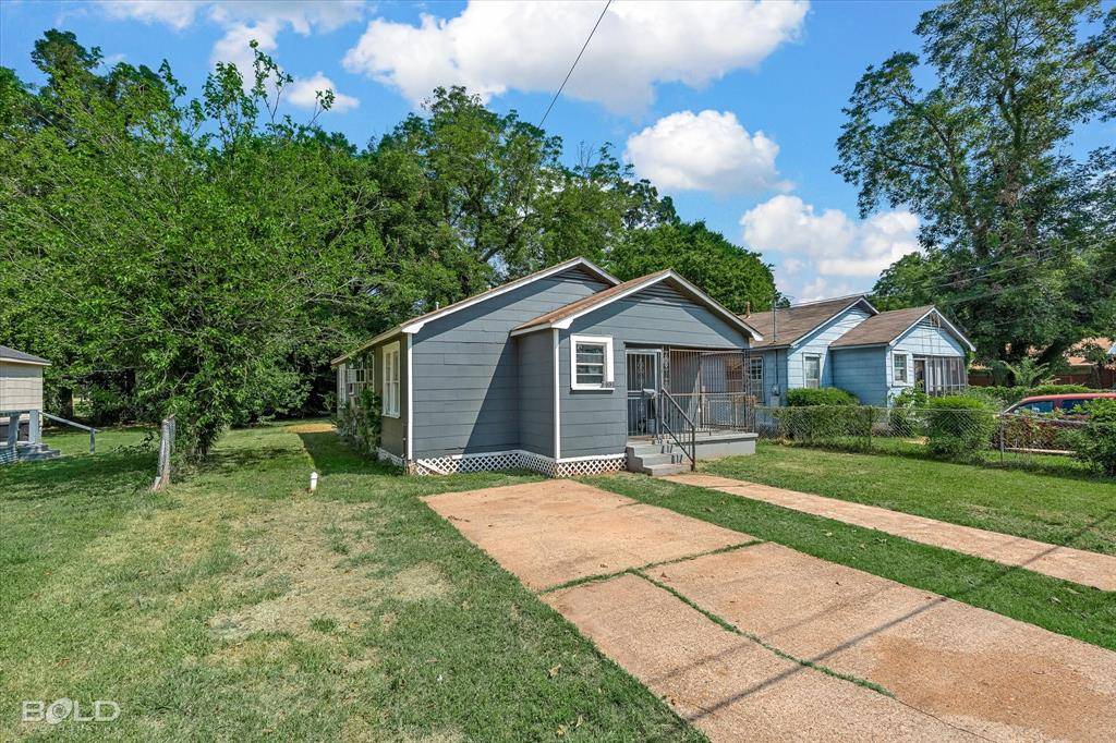 323 Kelly, Bossier City, LA 71111