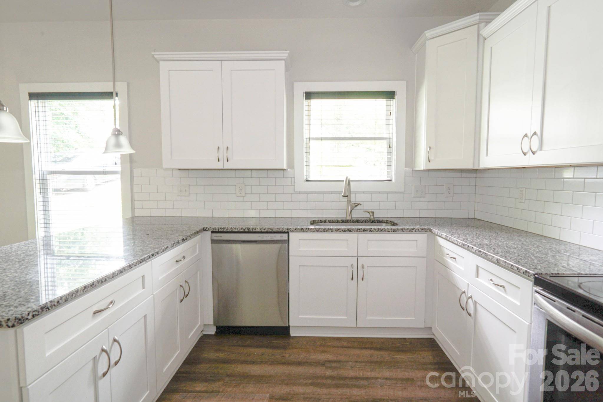 2908 Burgess DR, Charlotte, NC 28208