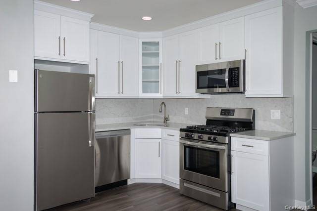 55 Fifth AVE #4, Bay Shore, NY 11706