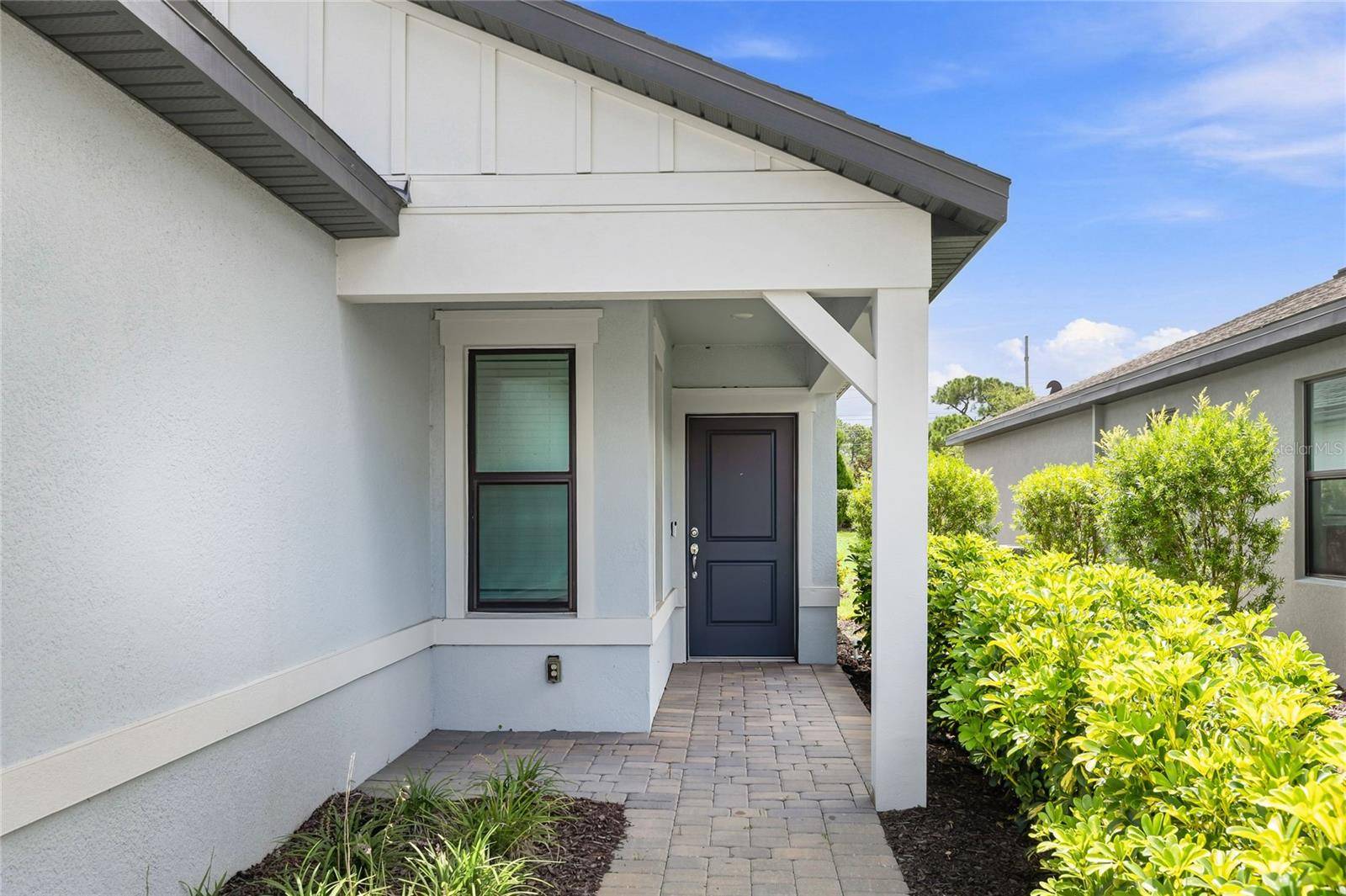 6587 SILVERSTAR DR, Sarasota, FL 34240