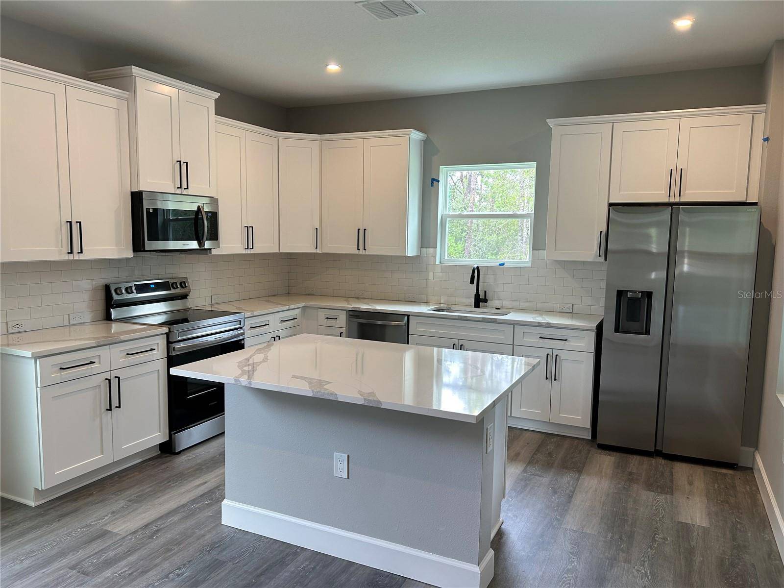 8511 N VINCE DR, Citrus Springs, FL 34433