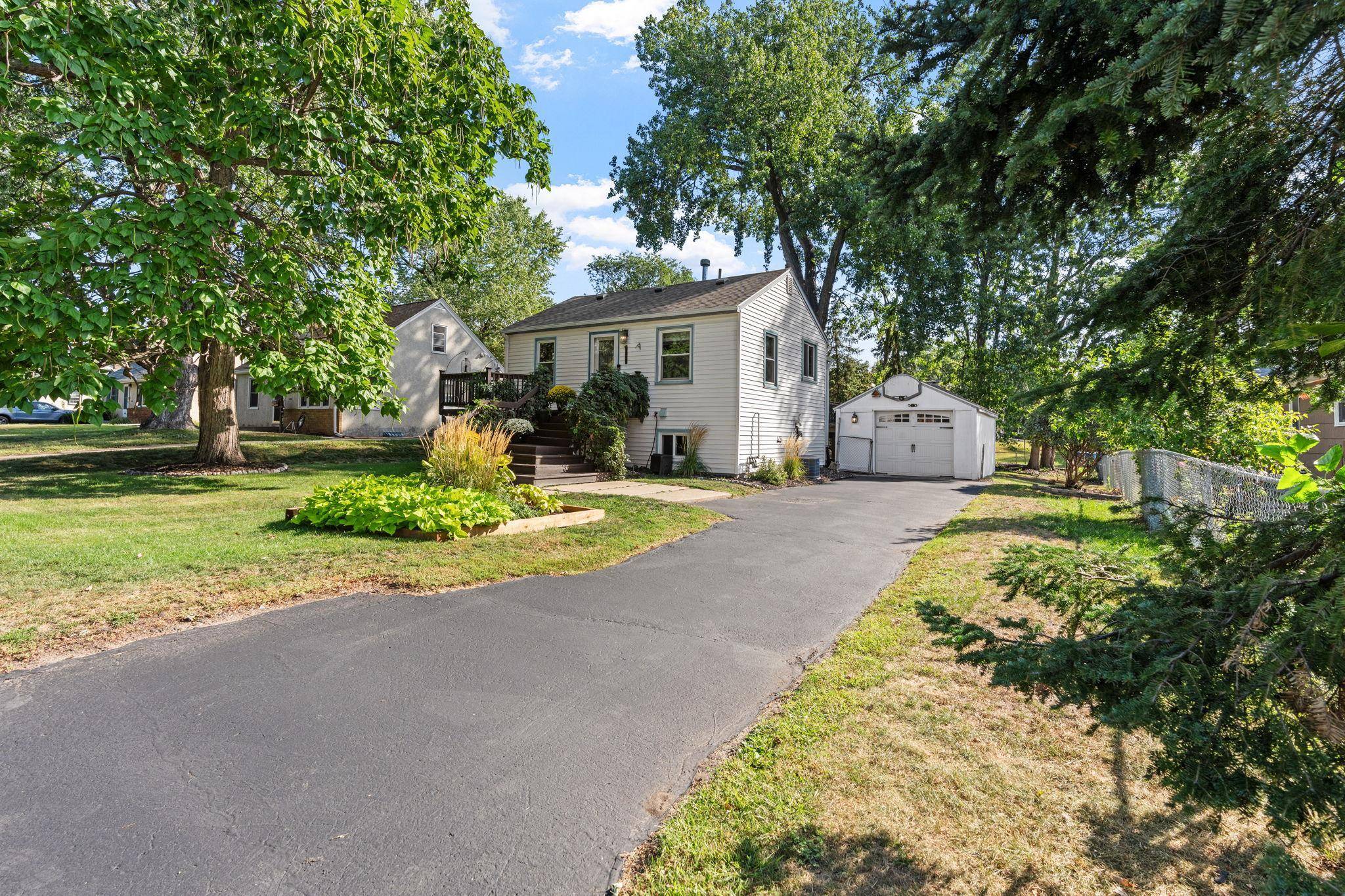 8227 Blaisdell AVE S, Bloomington, MN 55420