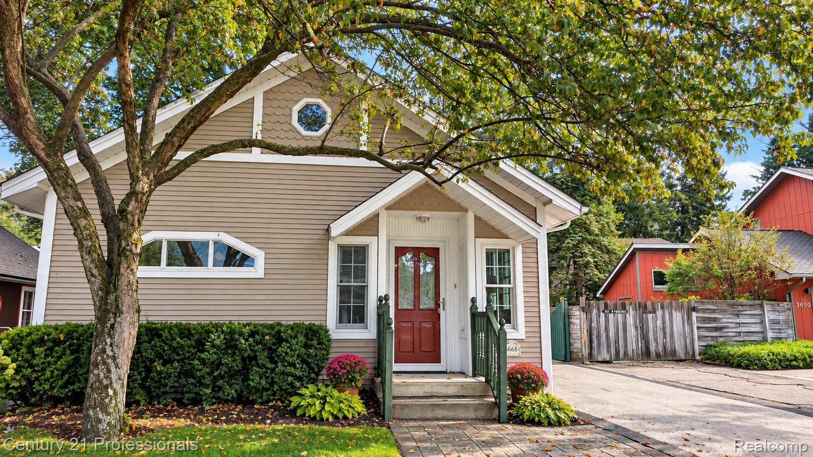 3668 Shorewood RD, Burtchville Township, MI 48059