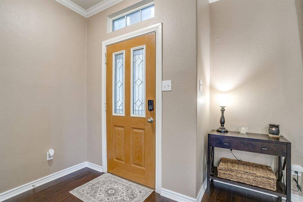 1607 Willow Lane, Cedar Hill, TX 75104