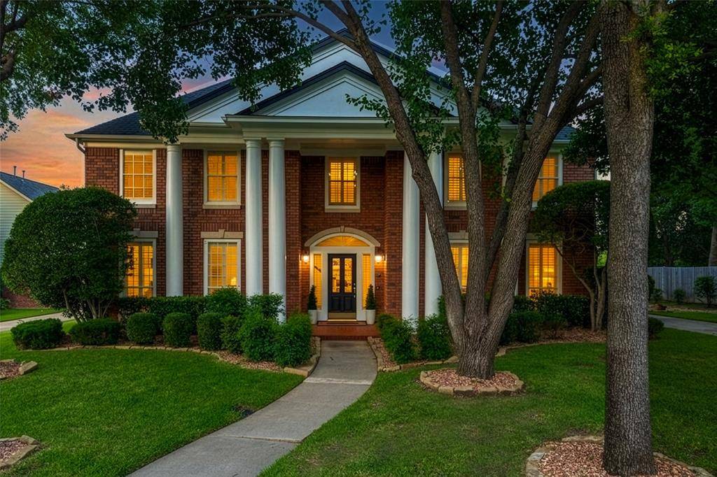 585 Oak Hill Drive, Southlake, TX 76092