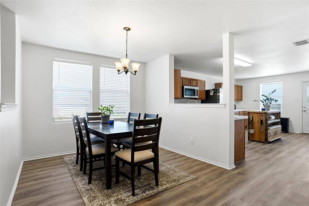 1701 Creek Bend Lane, Little Elm, TX 75068