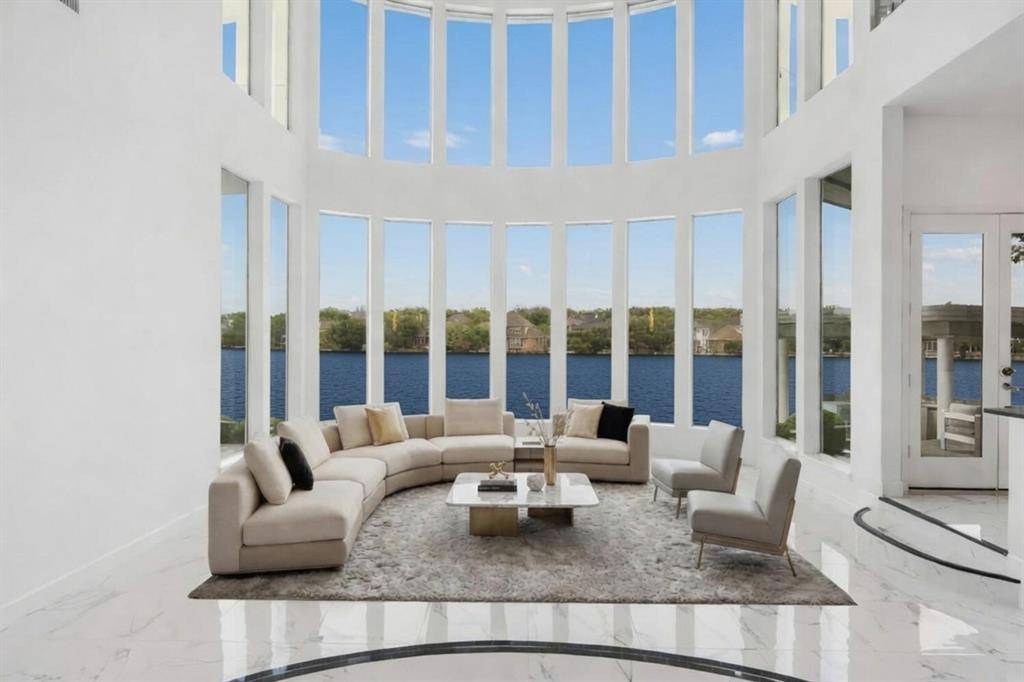 656 Timbercrest Circle, Highland Village, TX 75077