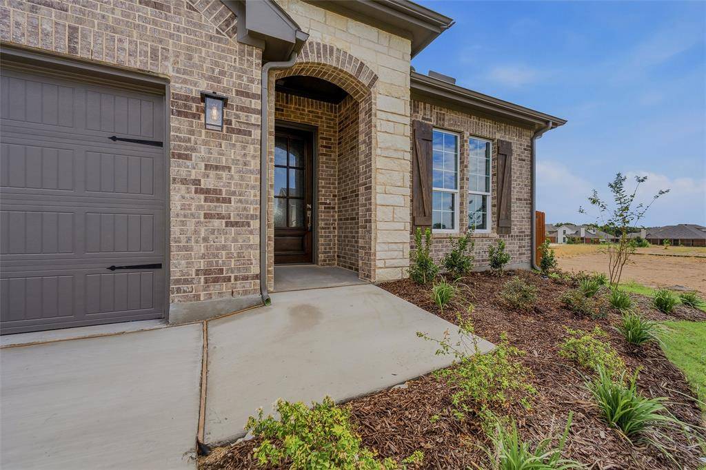 504 Vista Ridge Drive, Weatherford, TX 76087