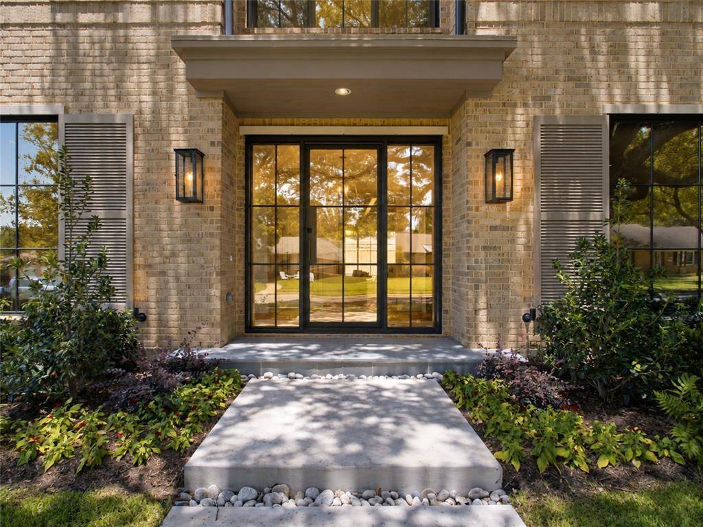7033 Chantilly Lane, Dallas, TX 75214