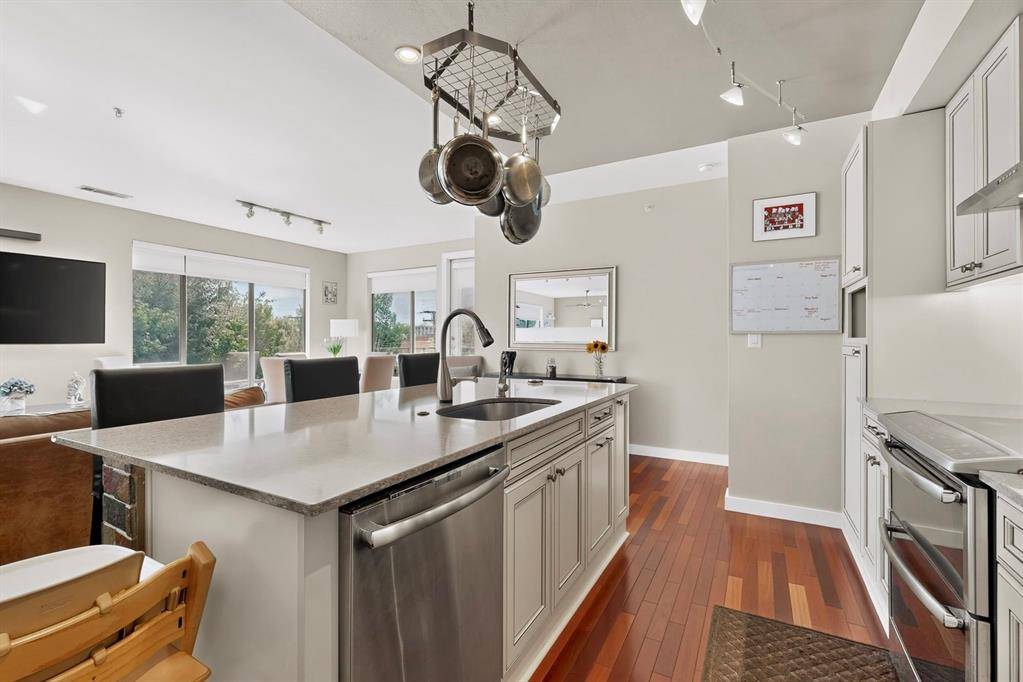 4040 N Hall Street #201, Dallas, TX 75219
