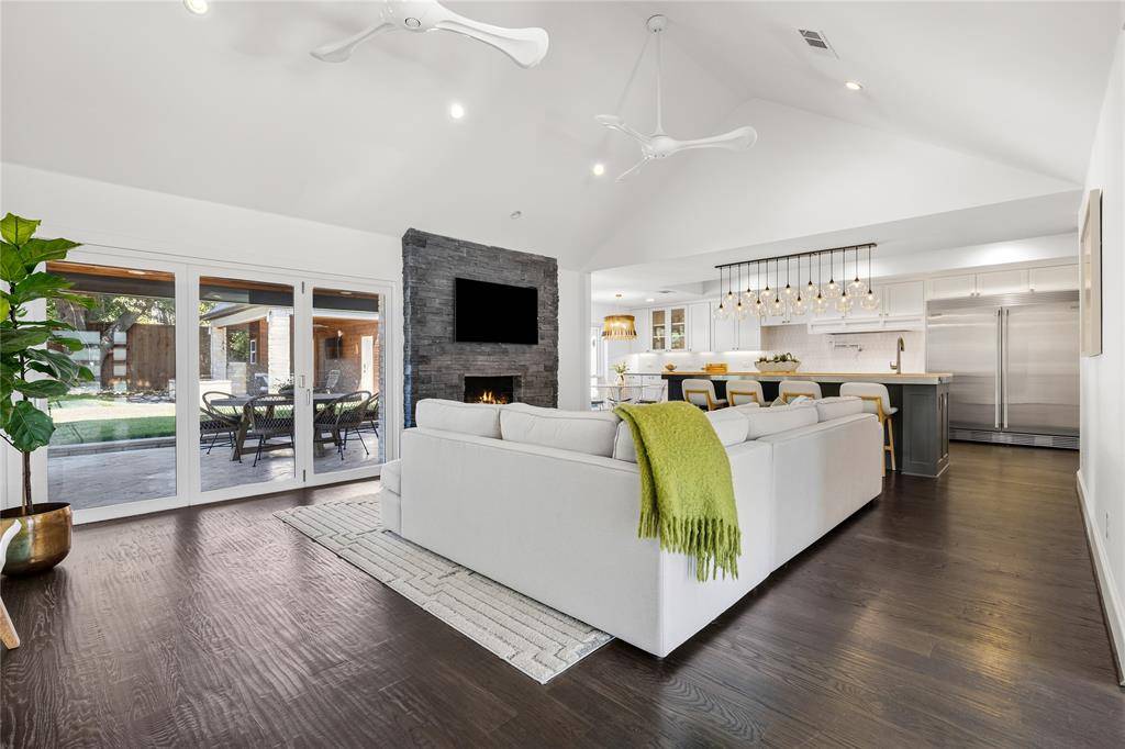 12023 Fieldwood Lane, Dallas, TX 75244