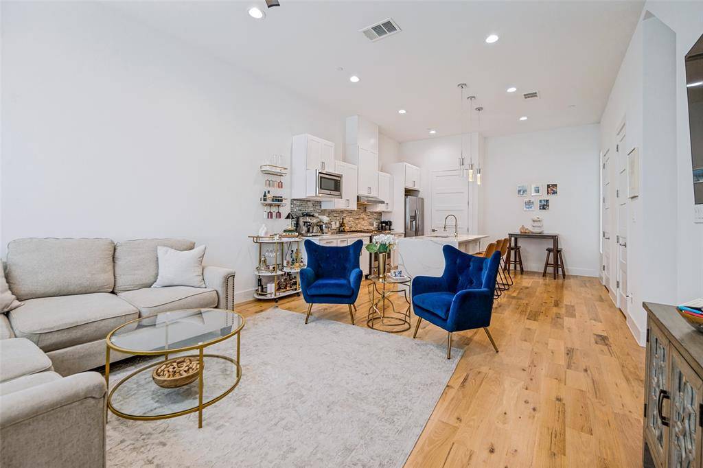 1910 Caddo Street #B102, Dallas, TX 75204