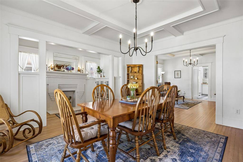 126 S Waverly Drive, Dallas, TX 75208