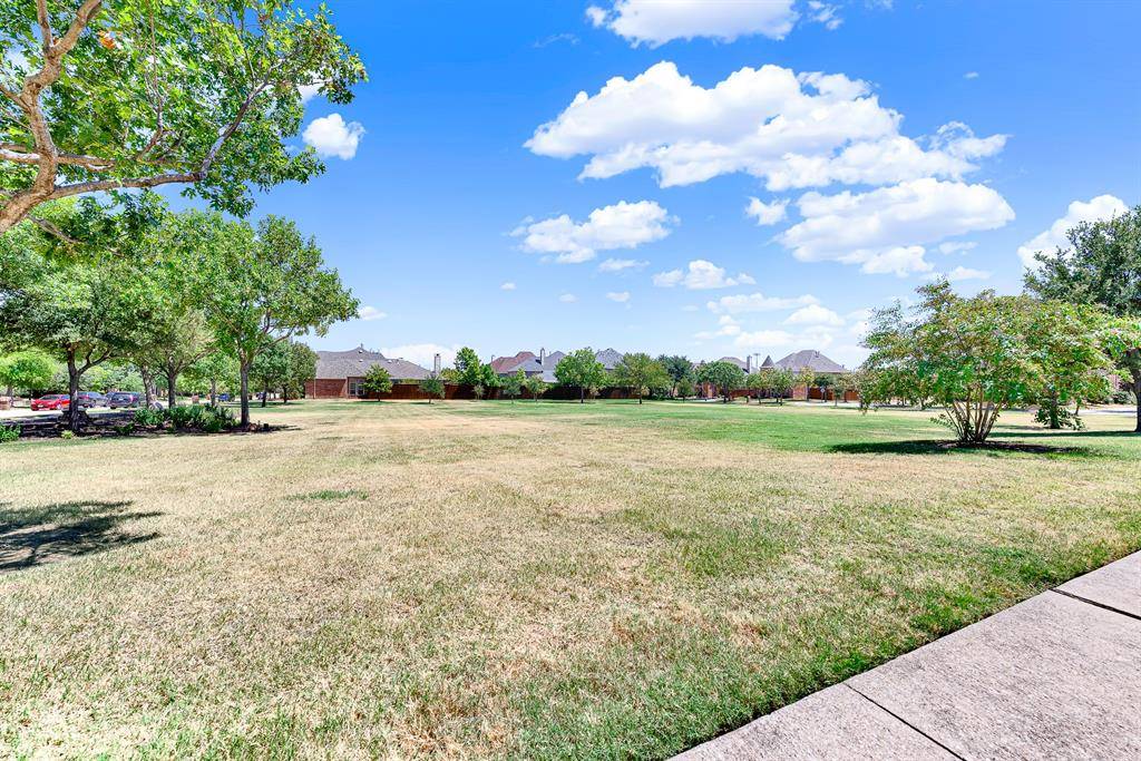 6777 Parker Creek Place, Frisco, TX 75034