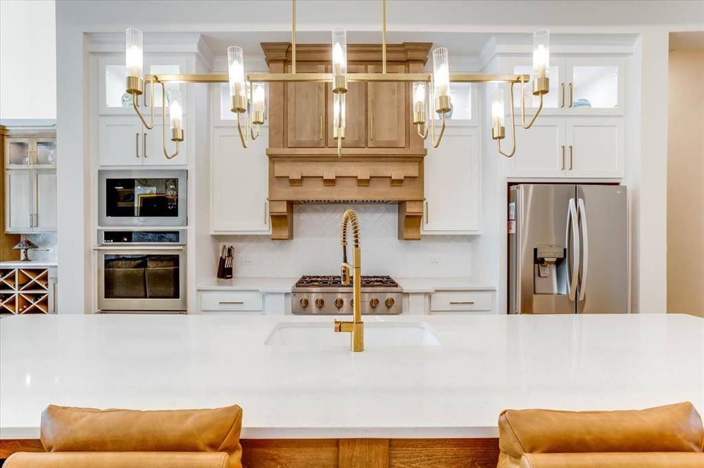 2208 Sarah Drive, Rockwall, TX 75087