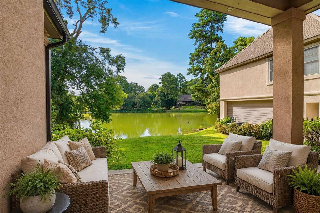 18 Beaux Rivages Drive, Shreveport, LA 71106
