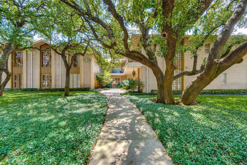 6324 Bandera Avenue #B, Dallas, TX 75225