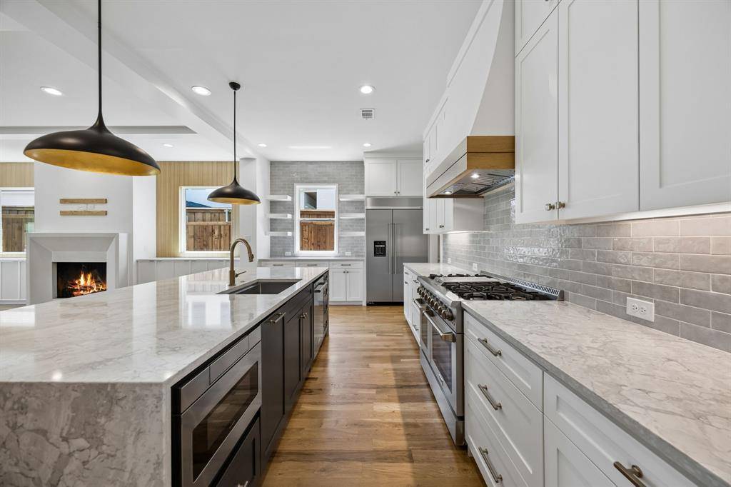 7323 Casa Loma Avenue, Dallas, TX 75214
