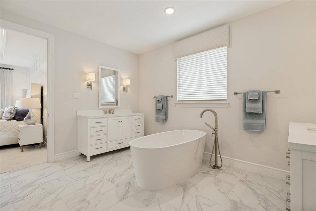 4212 Hollandwood Drive, Mckinney, TX 75071