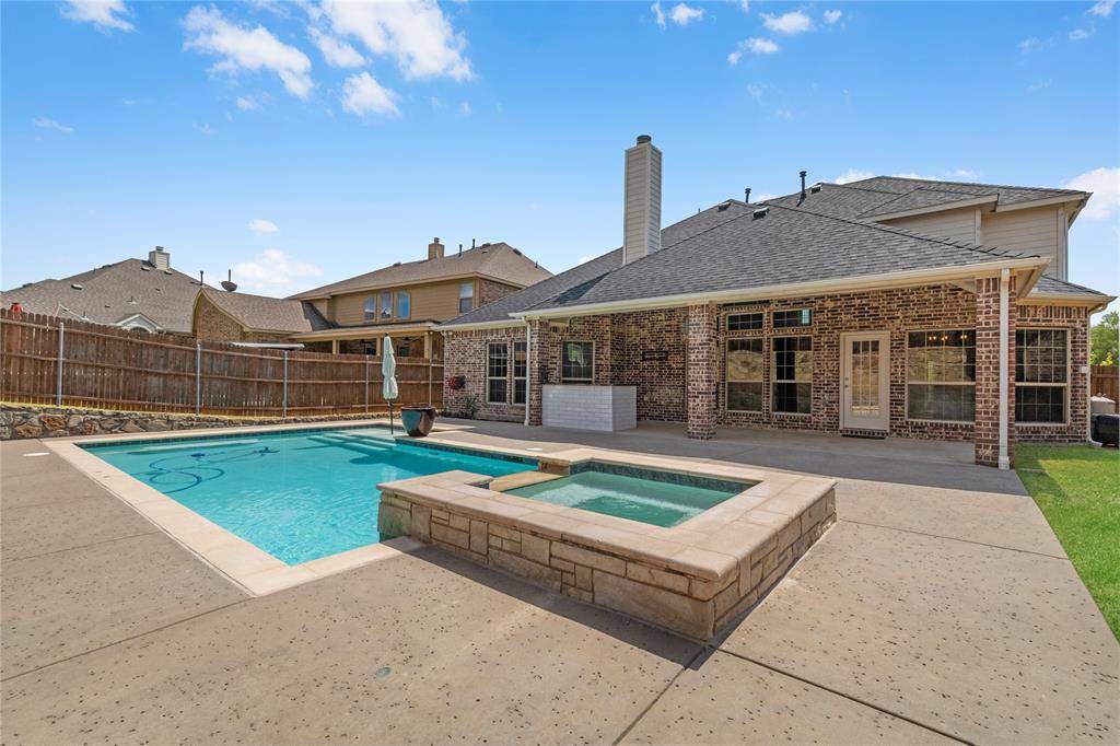 5716 Coleto Creek Circle, Fort Worth, TX 76179