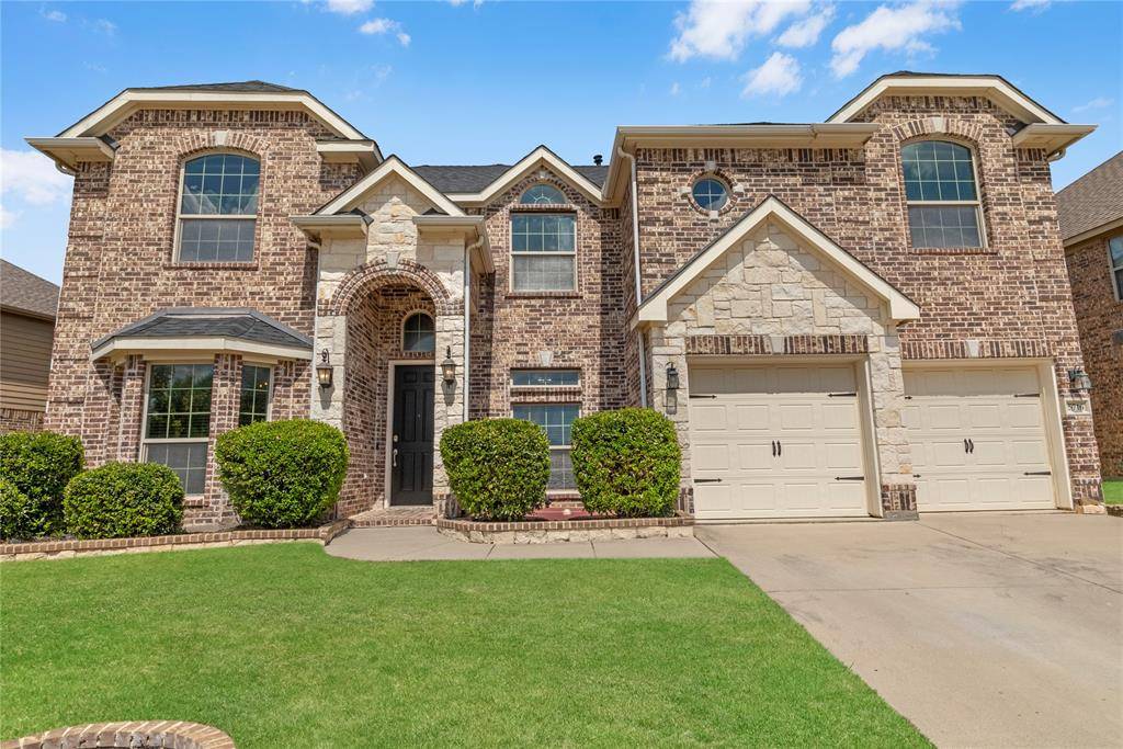 5716 Coleto Creek Circle, Fort Worth, TX 76179