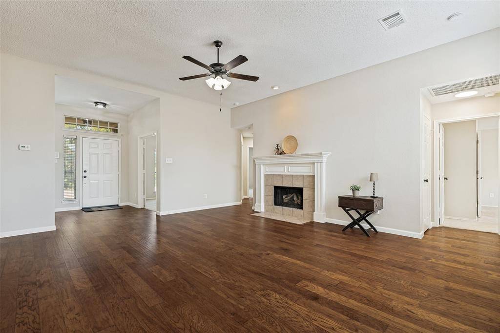 817 Aylesbury Drive, Allen, TX 75002