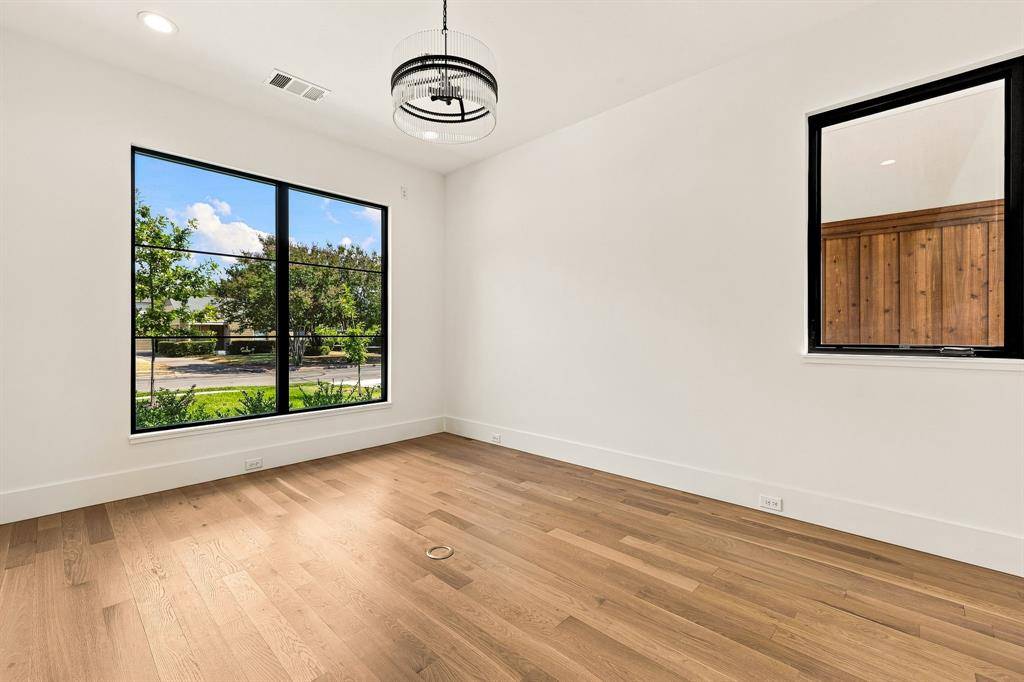 7407 Robin Road, Dallas, TX 75209
