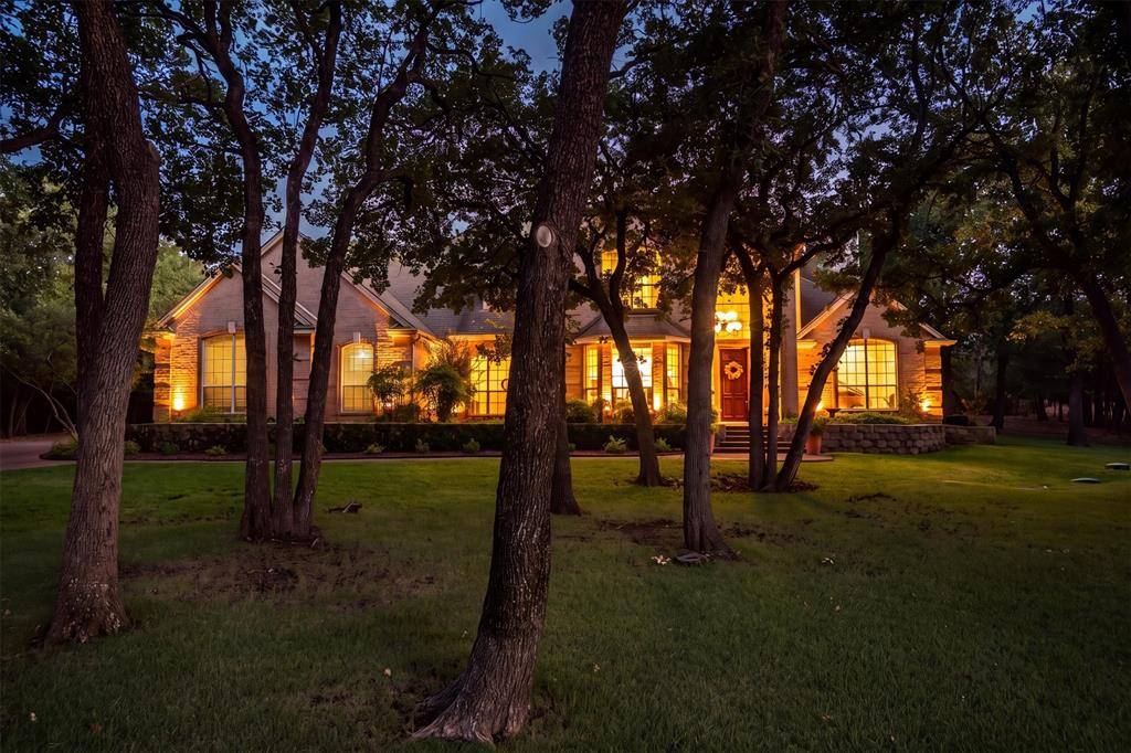 7409 Stallion Circle, Flower Mound, TX 75022