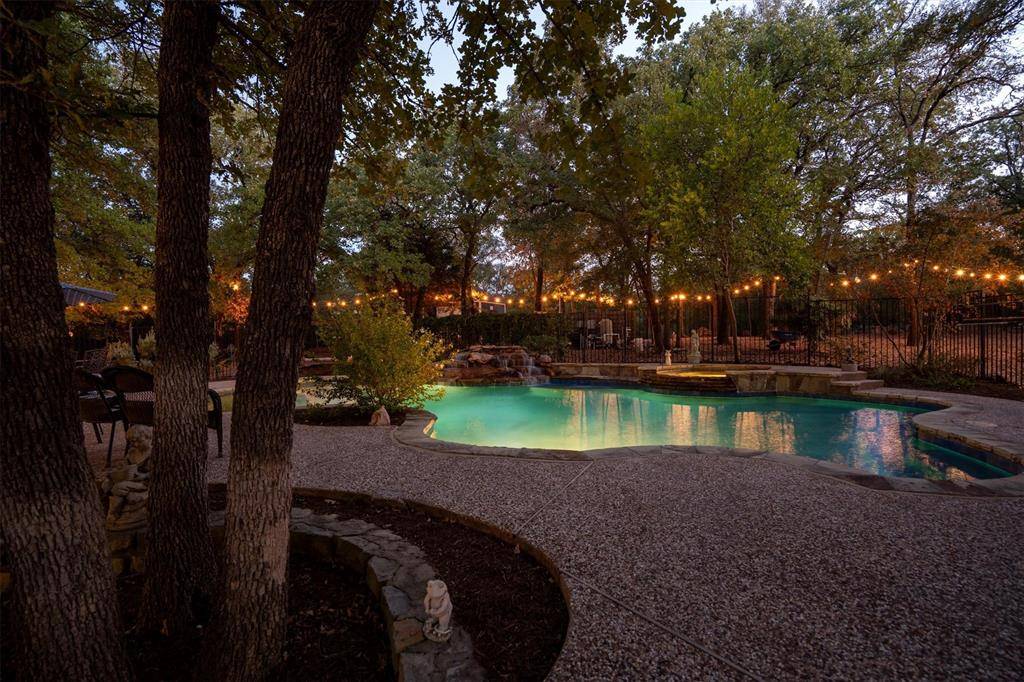 7409 Stallion Circle, Flower Mound, TX 75022