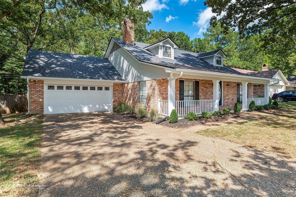 9852 Deepwoods Drive, Shreveport, LA 71118