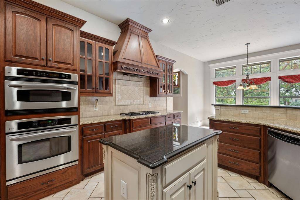 3905 Andrew Avenue, Denton, TX 76210