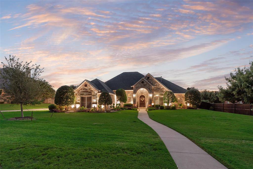 1581 Mcfarland Drive, Waxahachie, TX 75167