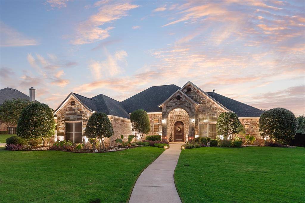 1581 Mcfarland Drive, Waxahachie, TX 75167