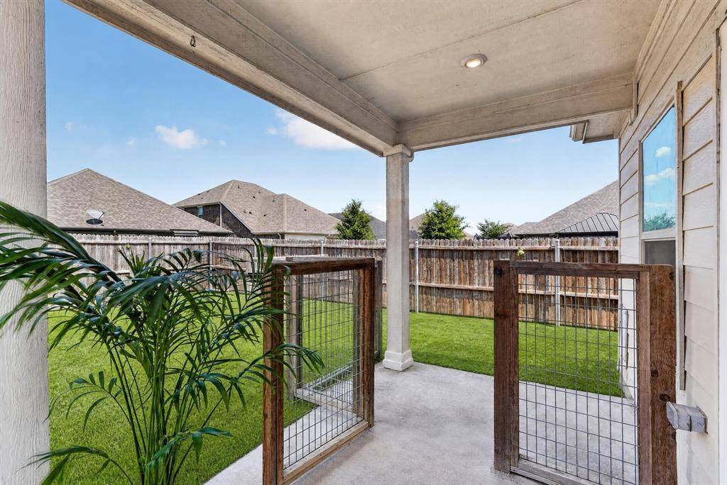 617 Fletcher Drive, Fate, TX 75087