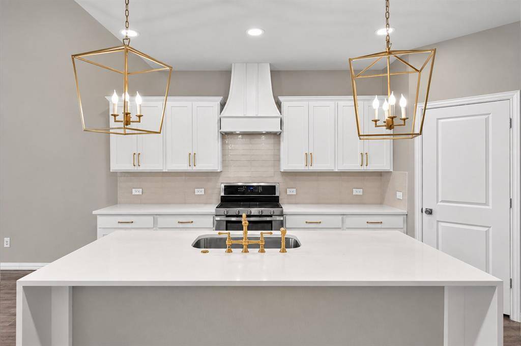 617 Fletcher Drive, Fate, TX 75087