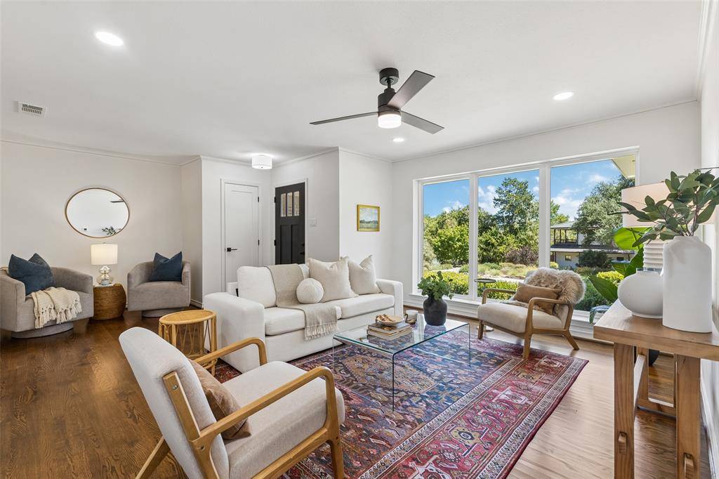 155 Bon Aire Drive, Dallas, TX 75218