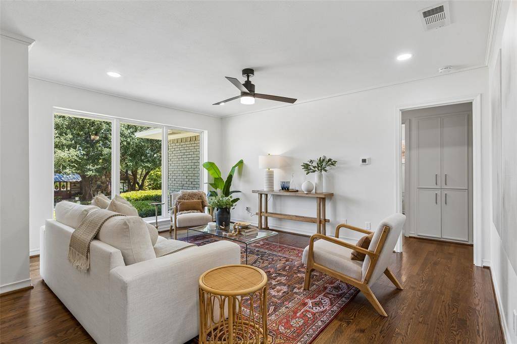 155 Bon Aire Drive, Dallas, TX 75218